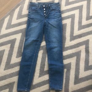 American eagle high waisted blue jeans